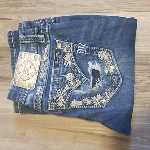 Miss Me, 28 mid-rise boot cut